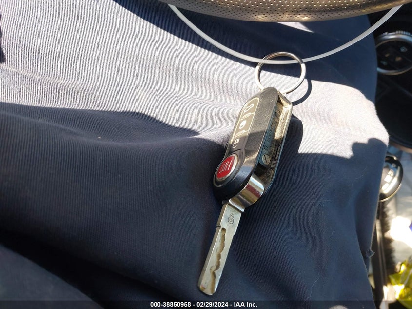 2014 FIAT 500L LOUNGE - ZFBCFACH9EZ003200