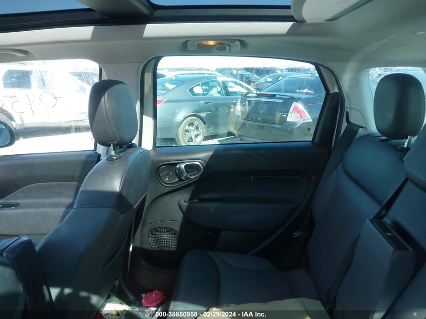 2014 FIAT 500L LOUNGE - ZFBCFACH9EZ003200