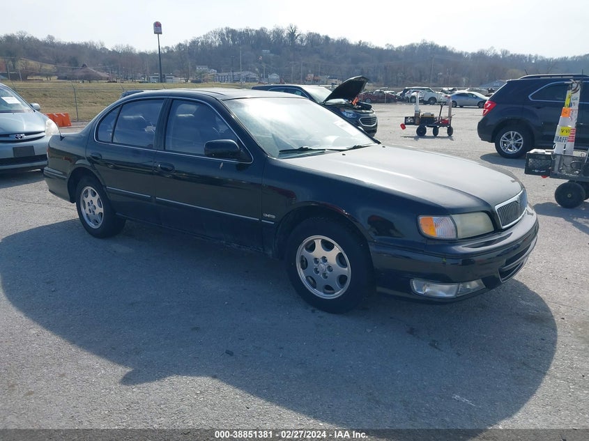 1999 Infiniti I30 Limited/Standard/Touring VIN: JNKCA21A1XT775752 Lot: 38851381