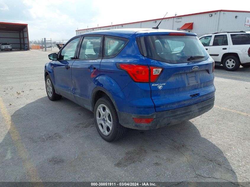 2019 Ford Escape S VIN: 1FMCU0F75KUB53941 Lot: 38851911