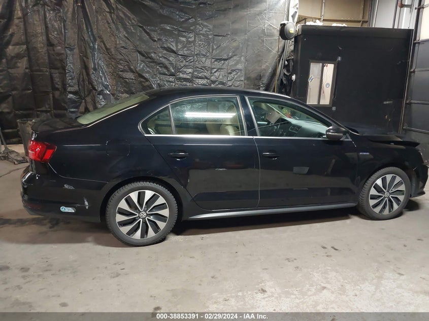 2016 VOLKSWAGEN JETTA HYBRID SEL PREMIUM - 3VW637AJ6GM400537