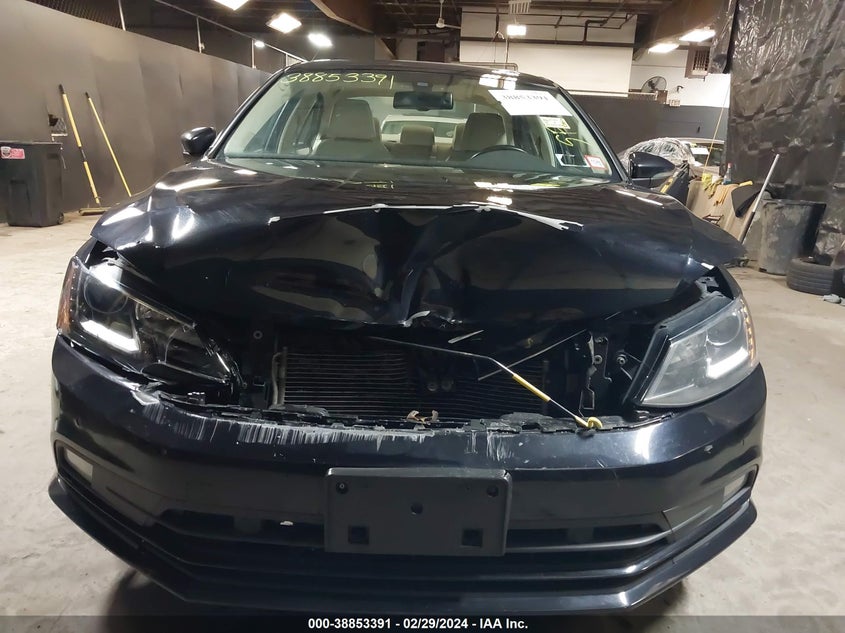 2016 VOLKSWAGEN JETTA HYBRID SEL PREMIUM - 3VW637AJ6GM400537