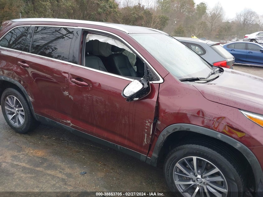 2019 TOYOTA HIGHLANDER VIN: 5TDKZRFHXKS305909