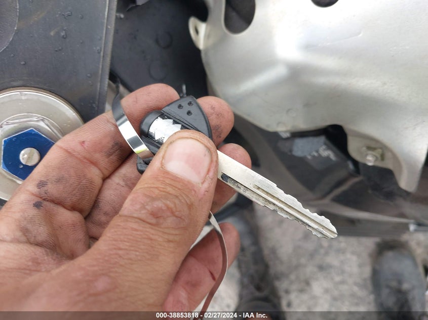 2008 SUZUKI GSX-R600 - JS1GN7EA482102826