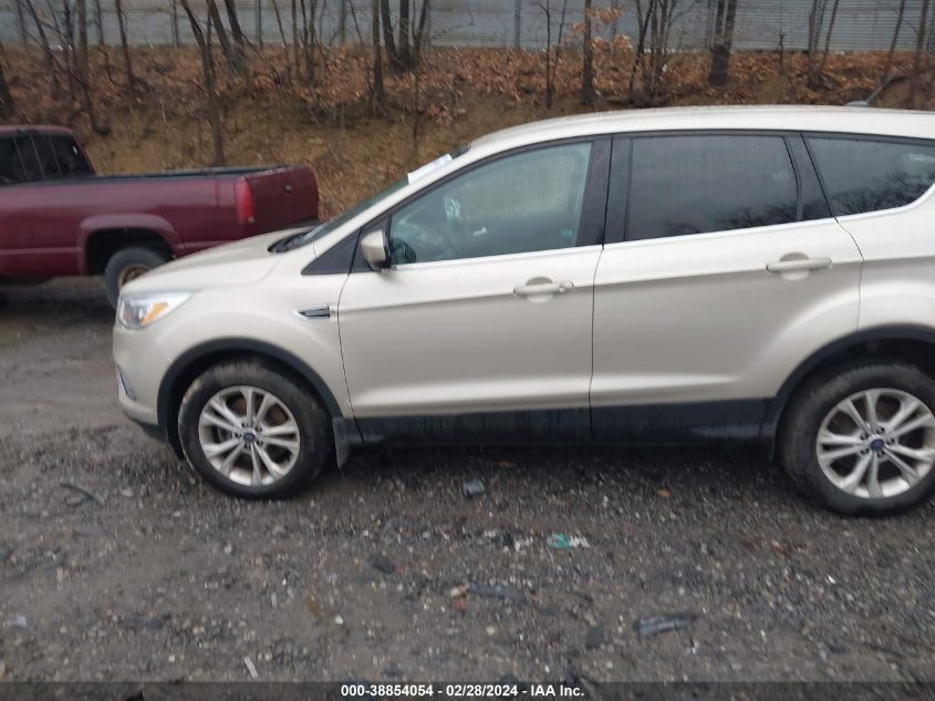 1FMCU9GD5HUE89655 2017 Ford Escape Se