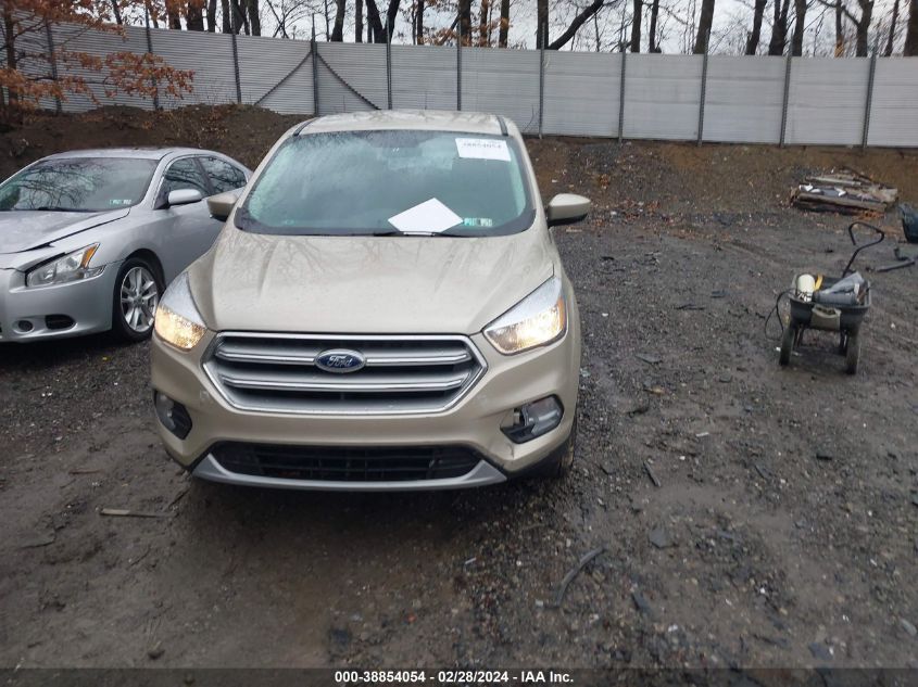1FMCU9GD5HUE89655 2017 Ford Escape Se