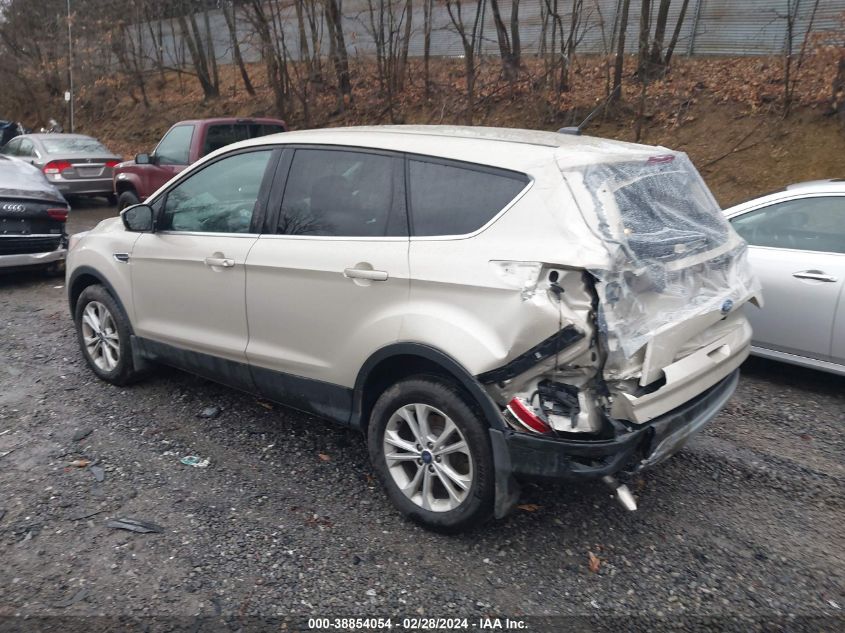 1FMCU9GD5HUE89655 2017 Ford Escape Se