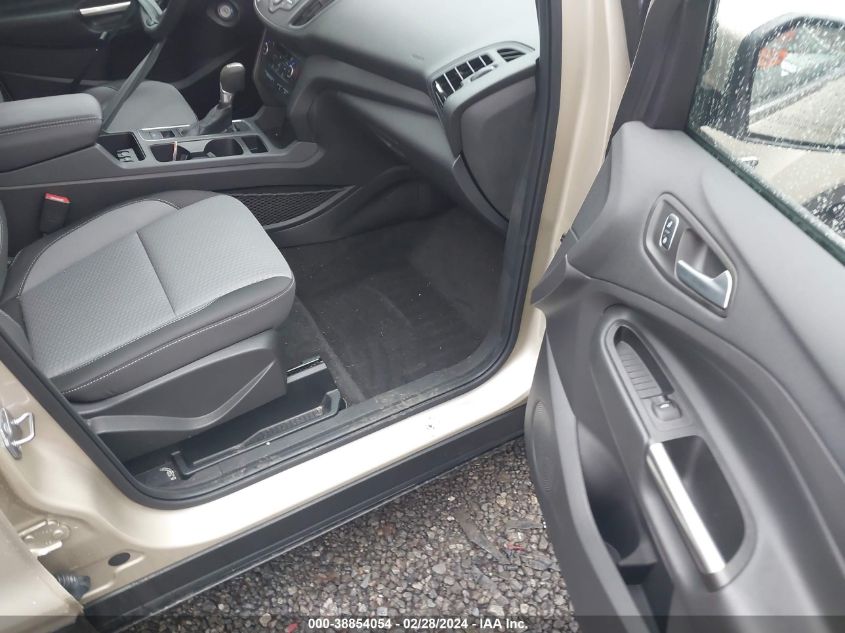 1FMCU9GD5HUE89655 2017 Ford Escape Se