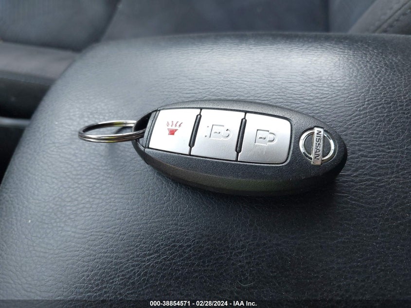 2015 NISSAN ROGUE S/SL/SV - KNMAT2MT1FP527377