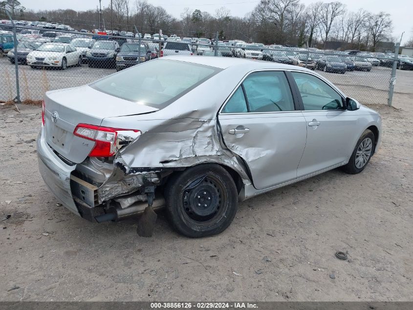 4T1BF1FK0EU390454 2014 Toyota Camry Le