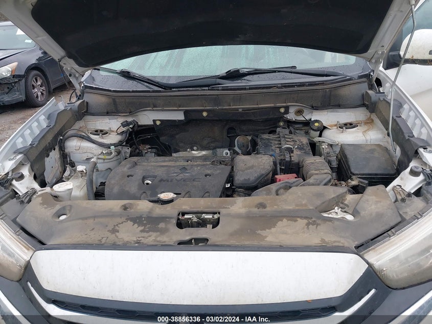VIN JA4AP3AW5JZ026475 2018 MITSUBISHI OUTLANDER SPORT 2.4 SE