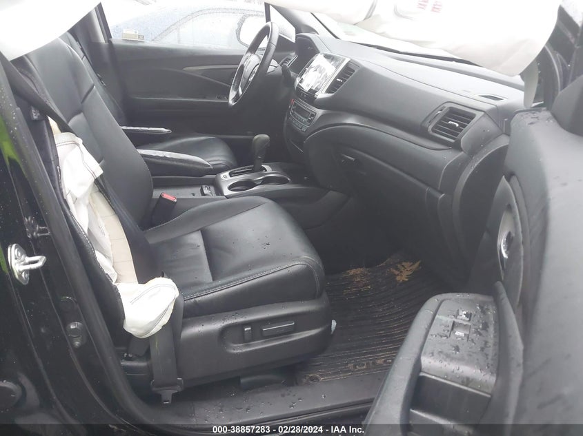 VIN 5FNYF6H69JB057698 2018 HONDA PILOT EXL