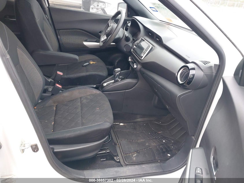 VIN 3N1CP5CU6JL508498 2018 NISSAN KICKS S/SR/SV