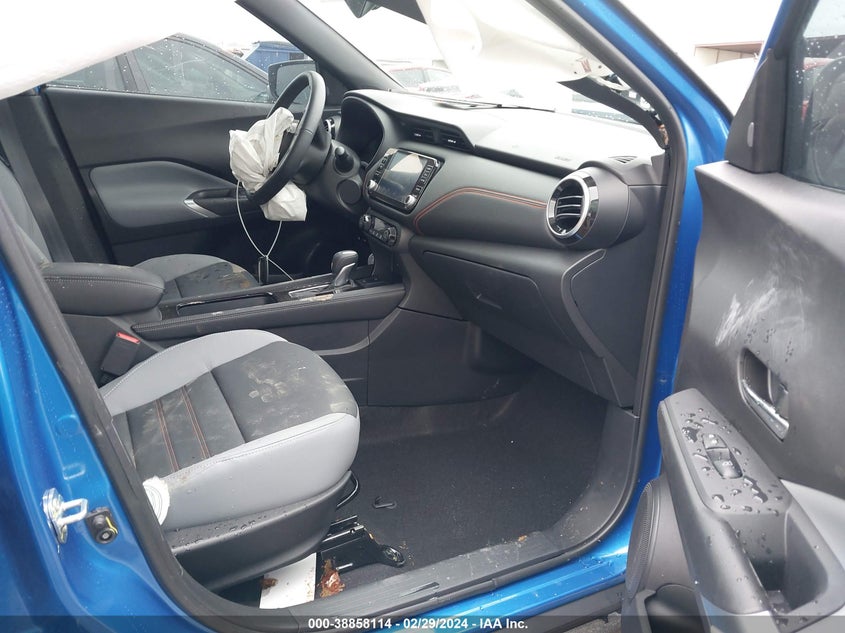VIN 3N1CP5DV1PL562937 2023 NISSAN KICKS SR