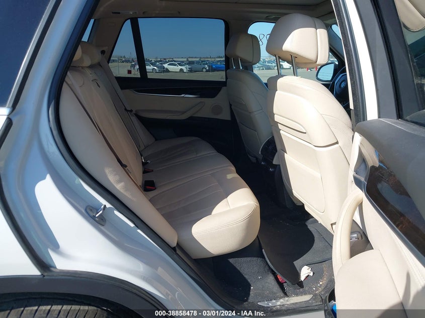 2016 BMW X5 XDRIVE35I - 5UXKR0C55G0P27195