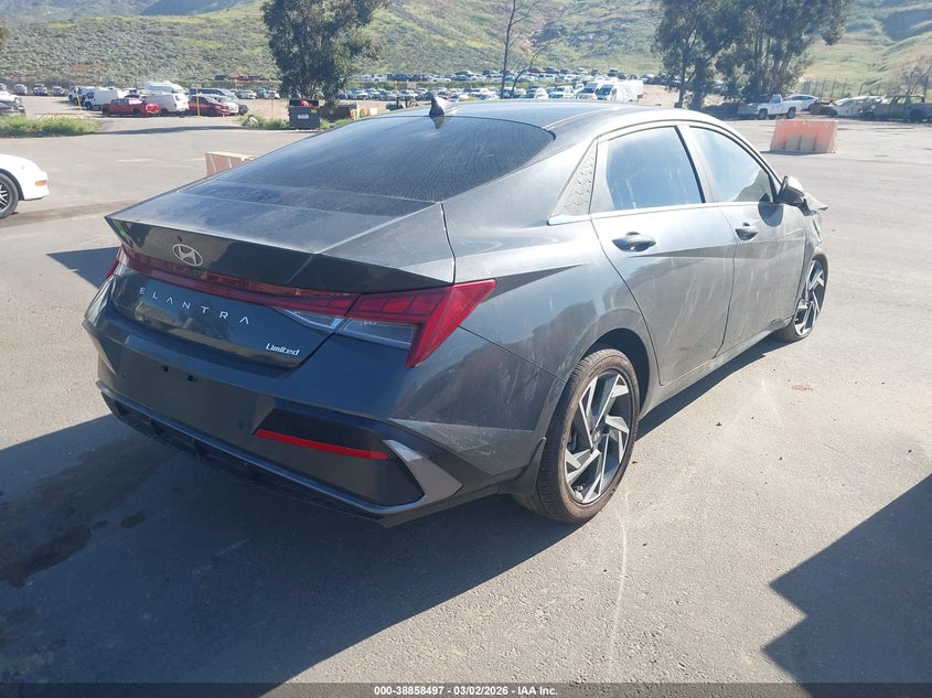 2024 Hyundai Elantra Limited