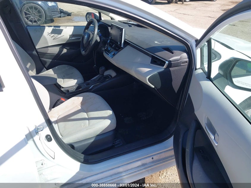 VIN 5YFEPRAE0LP065070 2020 TOYOTA COROLLA LE
