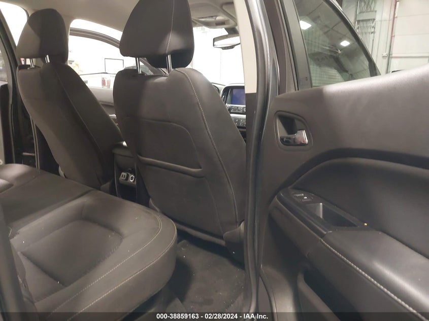 2017 GMC CANYON SLE - 1GTG5CEN5H1165652