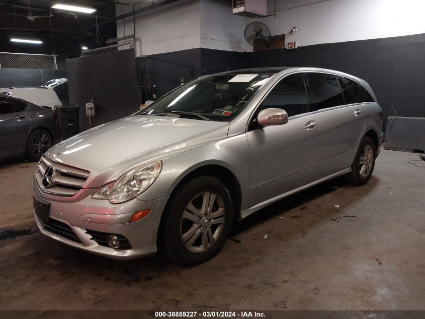 2008 Mercedes-Benz R 350 4Matic VIN: 4JGCB65E68A071302 Lot: 38859227