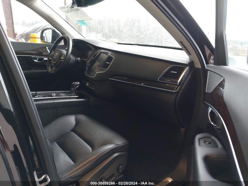2019 VOLVO XC90 T6 MOMENTUM - YV4A22PK2K1443908