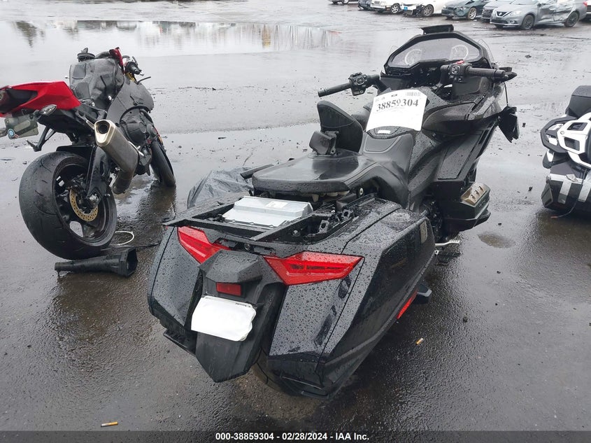 VIN JH2SC7954PK501387 2023 HONDA GL1800 D