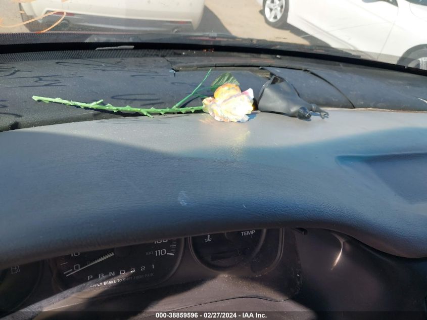 2002 Chevrolet Venture Warner Bros. Edition VIN: 1GNDV13E72D212381 Lot: 38859596