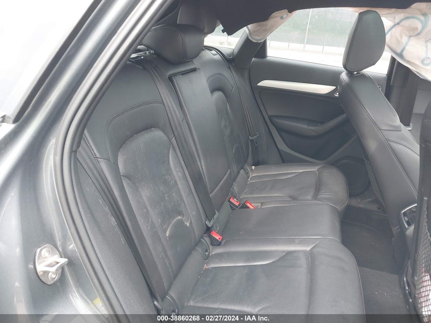 VIN WA1JCCFSXHR002832 2017 AUDI Q3 2.0T PREMIUM