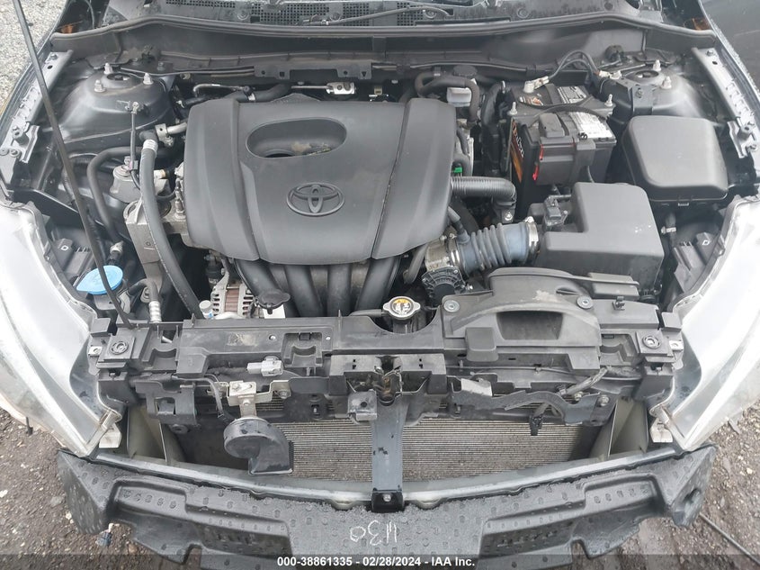 VIN 3MYDLBYV5JY330505 2018 TOYOTA YARIS IA