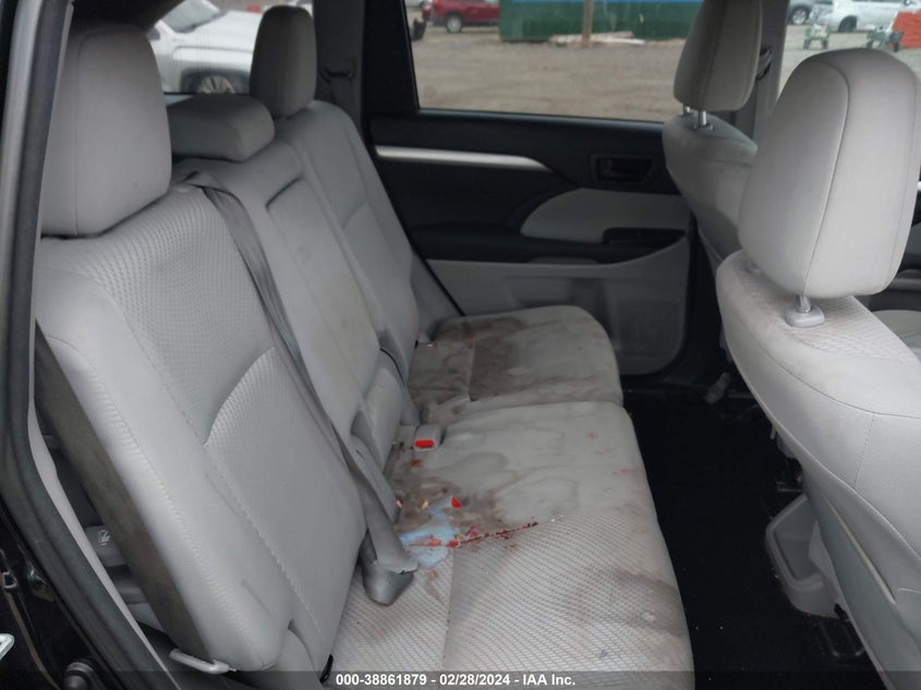 2018 TOYOTA HIGHLANDER VIN: 5TDZZRFH8JS275922