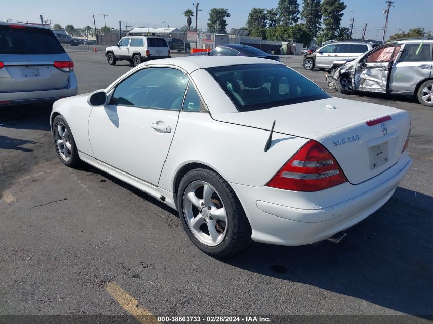 WDBKK65F52F242901 2002 Mercedes-Benz Slk 320