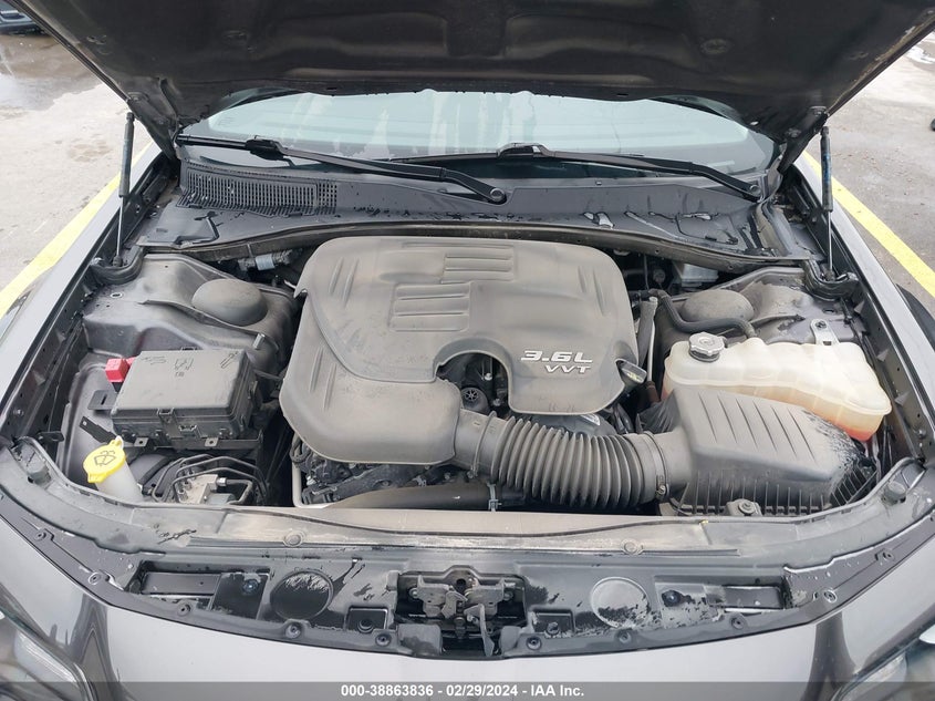 VIN 2C3CCARG8LH225670 2020 CHRYSLER 300 TOURING