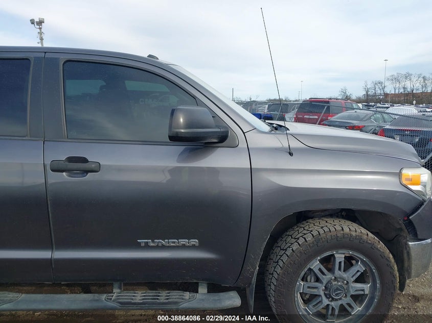 2014 TOYOTA TUNDRA CREWMAX SR5 - 5TFEM5F10EX077943