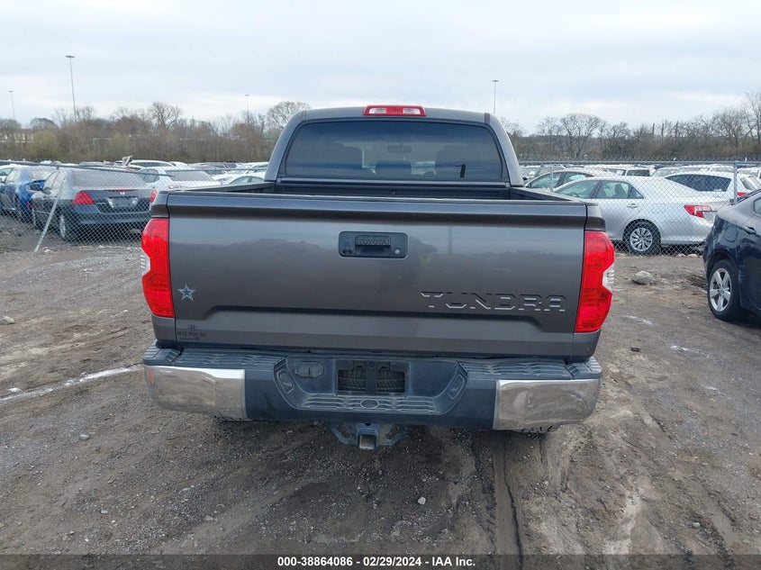 2014 TOYOTA TUNDRA CREWMAX SR5 - 5TFEM5F10EX077943