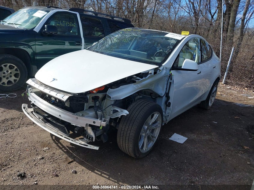 VIN 7SAYGDEE7PF809598 2023 TESLA MODEL Y