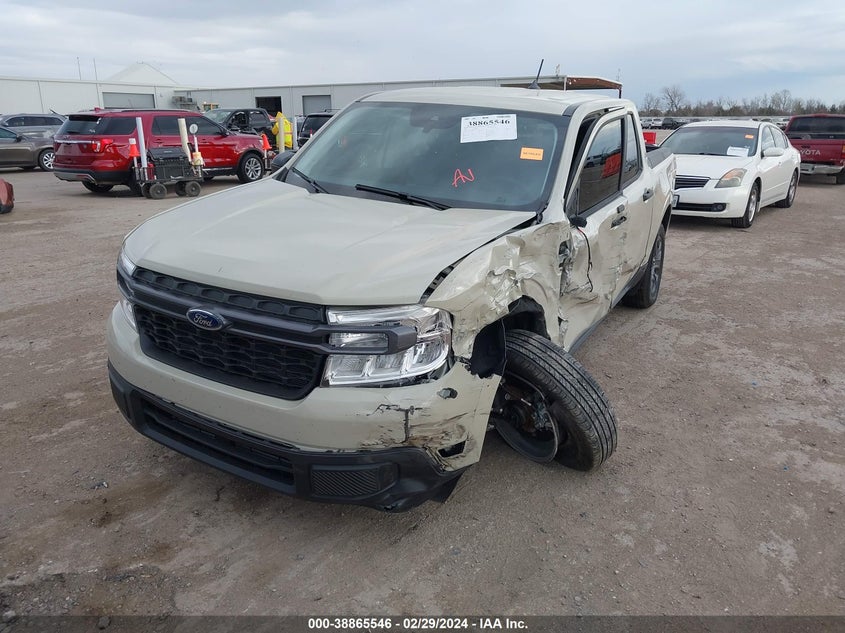 VIN 3FTTW8J98RRA47992 2024 FORD MAVERICK XLT