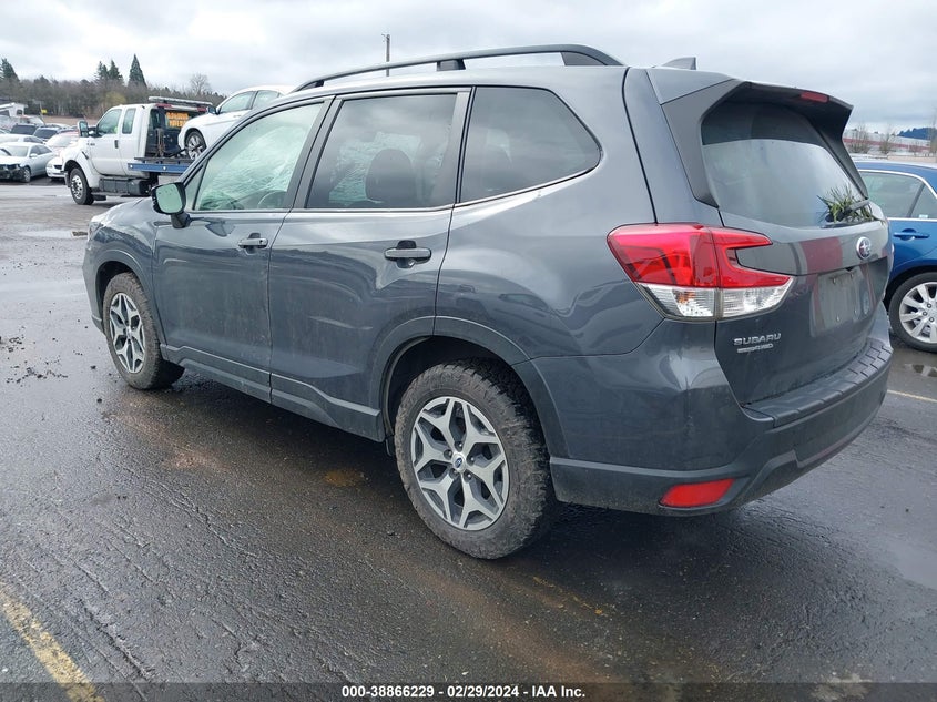 VIN JF2SKAJC3LH550415 2020 SUBARU FORESTER PREMIUM