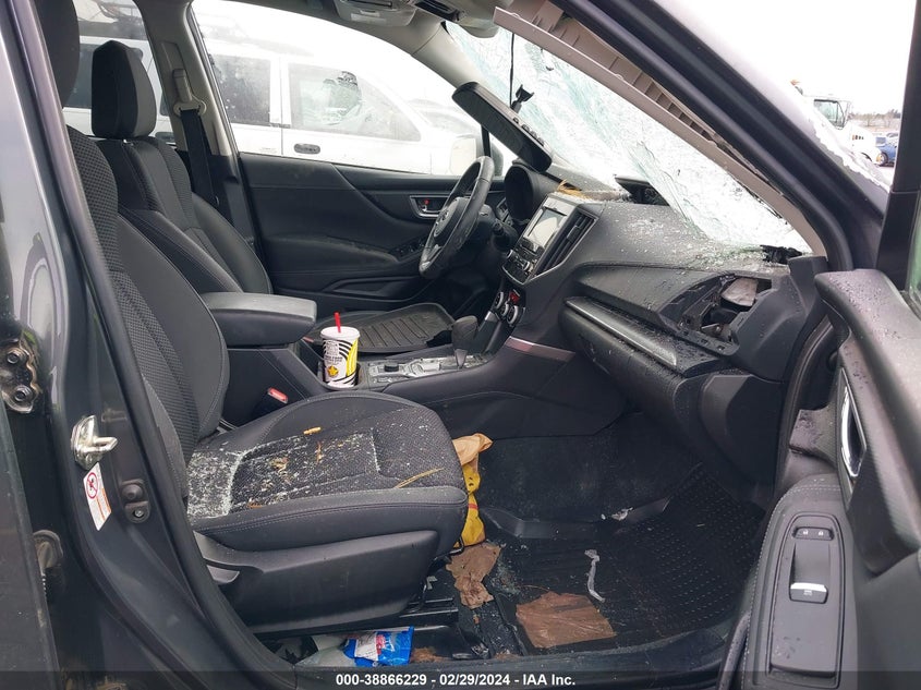 VIN JF2SKAJC3LH550415 2020 SUBARU FORESTER PREMIUM