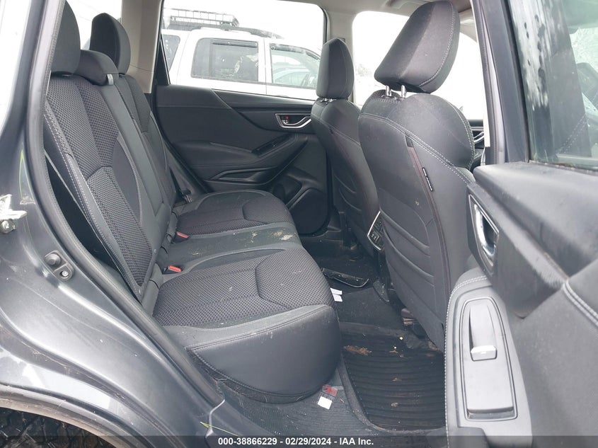 VIN JF2SKAJC3LH550415 2020 SUBARU FORESTER PREMIUM