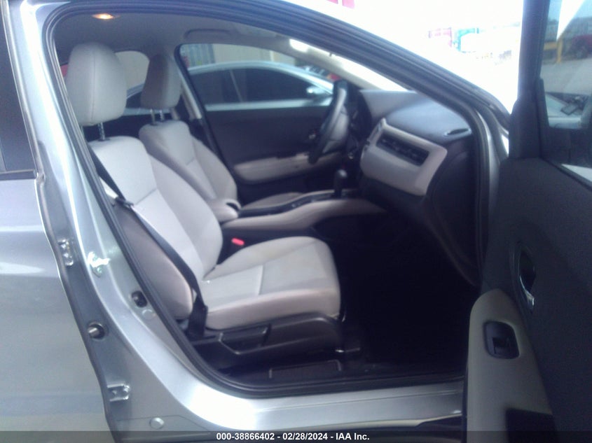 VIN 3CZRU5H37MM730315 2021 HONDA HR-V 2WD LX