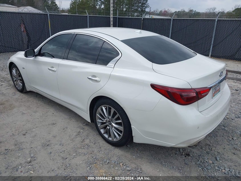 VIN JN1EV7AP4JM358243 2018 INFINITI Q50 3.0T LUXE
