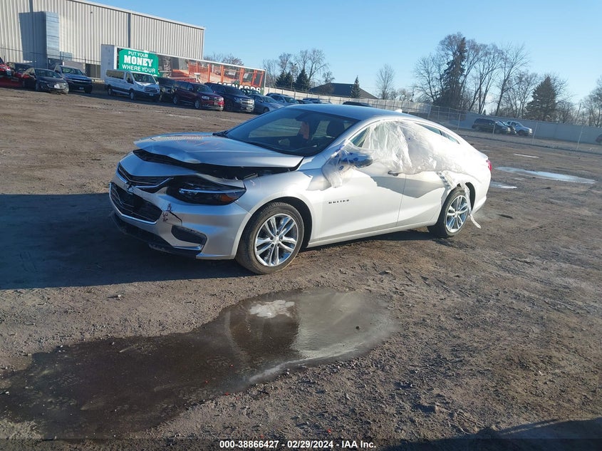 VIN 1G1ZD5ST2JF198183 2018 CHEVROLET MALIBU LT