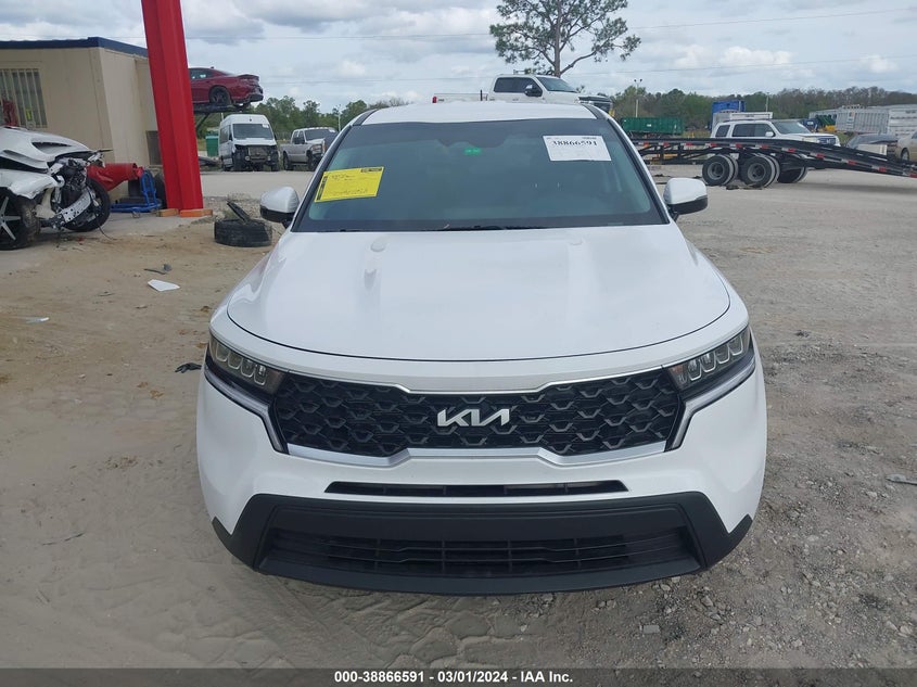 VIN 5XYRG4LC9PG189106 2023 KIA SORENTO LX