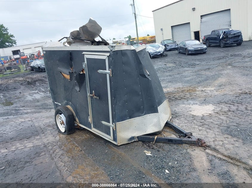 AMERICAN HAULER ENCLOSED TRAILER 2005. Lot# 38866864. VIN 5N6200C1071016786. Photo 1