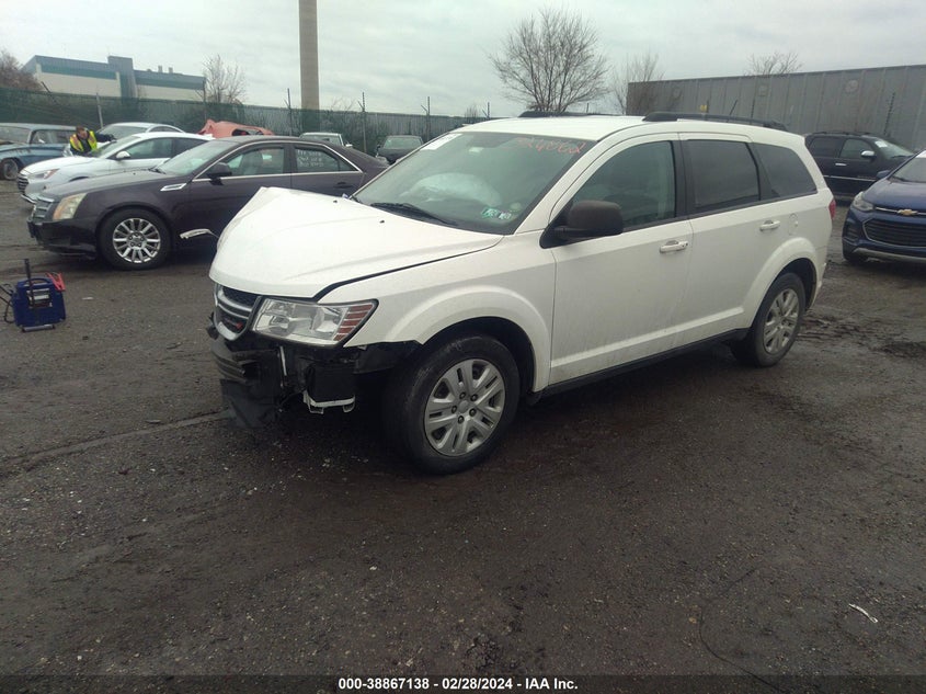 VIN 3C4PDCAB5JT324862 2018 DODGE JOURNEY SE
