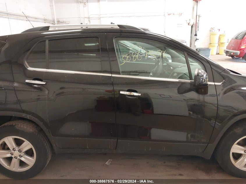 2018 CHEVROLET TRAX 1LT - 3GNCJPSB8JL262653