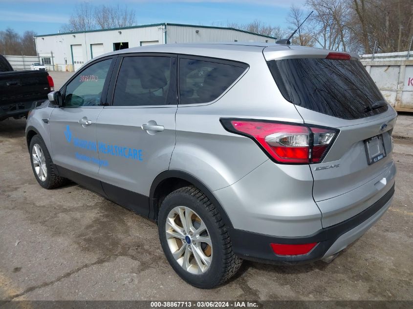 1FMCU9GD4HUC77930 2017 Ford Escape Se