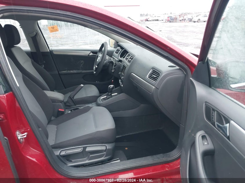 VIN 3VW2B7AJ5HM229864 2017 VOLKSWAGEN JETTA 1.4T S