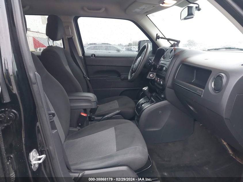 2016 JEEP PATRIOT SPORT - 1C4NJPBA8GD528471