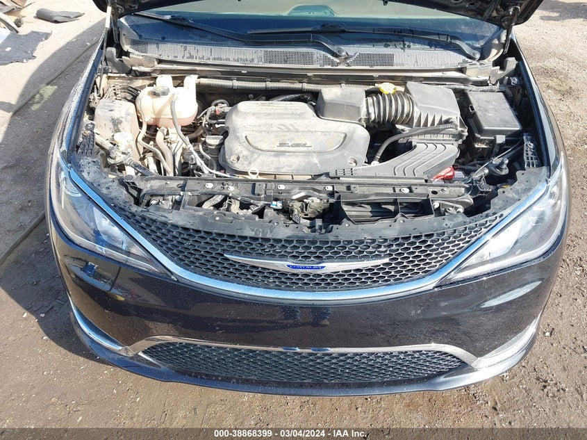 VIN 2C4RC1GG0LR290371 2020 CHRYSLER PACIFICA LIMITED