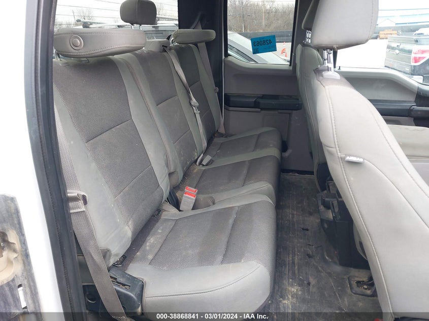 VIN 1FTFX1EG4JKD52151 2018 FORD F-150 XL